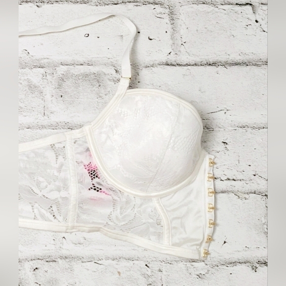 LA SENZA Lightly Lined White Bra Top - Picture 5 of 11